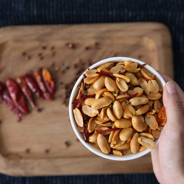 黄飞红  花生  Snacks made of peanut  Chinese snacks  25g per pack X10/8.82oz - 图片 2