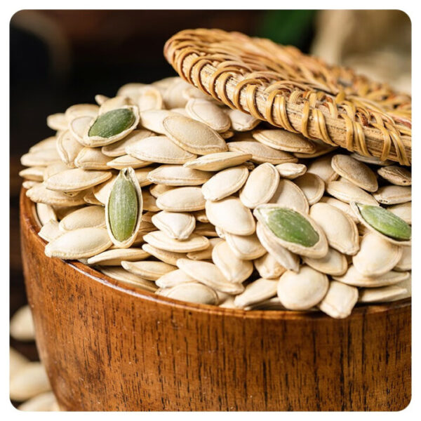 春江月 南瓜子  It is made by Pumpkin seeds  Nuts  Chinese snacks  500g per bottle/17.64oz - 图片 2