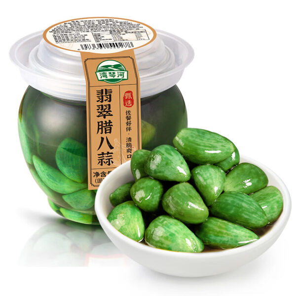 湾琴河 腊八蒜  Pickles made of garlic  Chinese pickles  Chinese food  500g per bottle/17.64oz